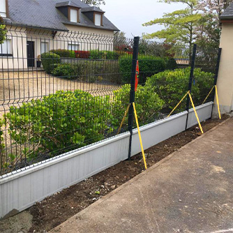 Coté Jardin 02 - Pose de clôtures